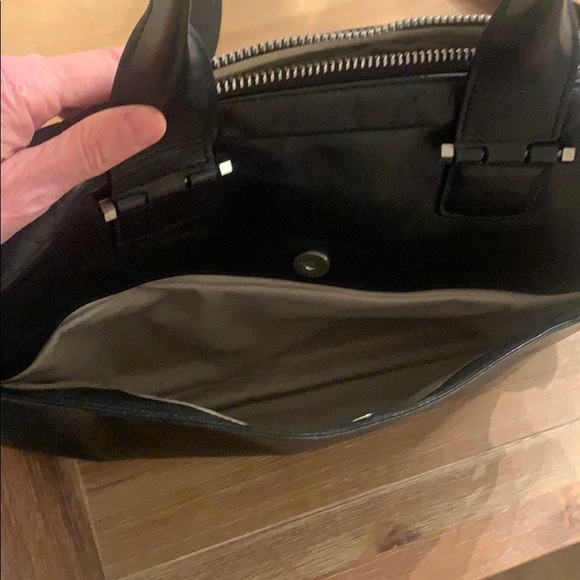 💮UGG black leather laptop bag💮 - Picture 4 of 11